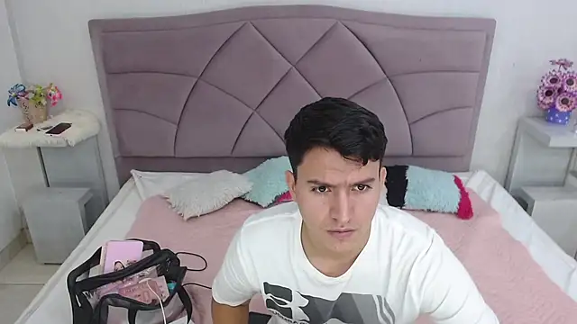 naho alejo online show from 07-18-26, 03:11