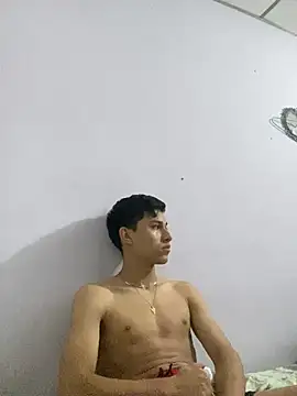 Antoni150906 online show from 06-10-26, 07:51
