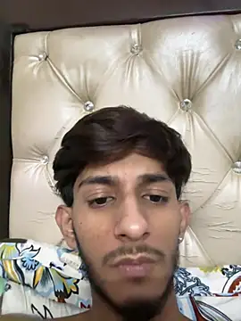 Snapshot of ronnnnn718 chatting on 07-17-26, 11:20 ronnnnn718 online show from 07-17-26, 11:20