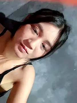 Rayya 4yy online show from 06-10-26, 05:12