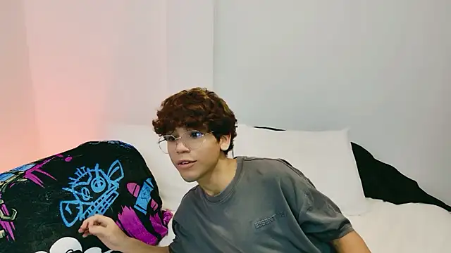 Snapshot of Samy_Twink chatting on 07-19-26, 03:10 Samy Twink online show from 07-19-26, 03:10