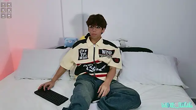 Snapshot of Samy_Twink chatting on 07-23-26, 03:37 Samy Twink online show from 07-23-26, 03:37