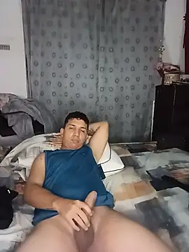 Snapshot of maximo190 chatting on 06-13-26, 01:25 maximo190 online show from 06-13-26, 01:25