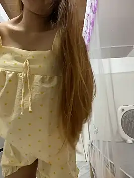 Snapshot of Sexy_cum01 chatting on 07-03-26, 02:45 Sexy cum01 online show from 07-03-26, 02:45