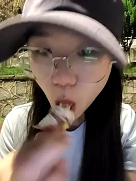 xiaomin666 online show from 07-21-26, 04:42