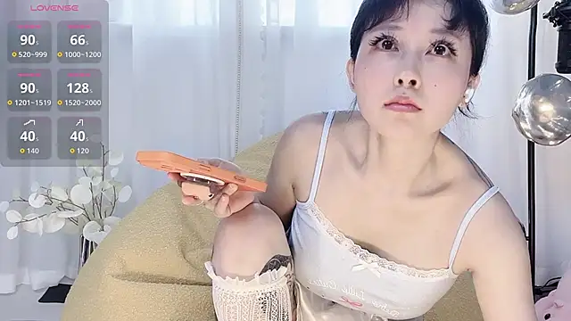 Snapshot of BabySnake chatting on 06-15-26, 08:27 BabySnake online show from 06-15-26, 08:27