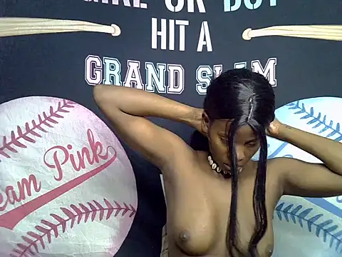 Snapshot of Queen_slay2 chatting on 06-28-26, 05:35 Queen slay2 online show from 06-28-26, 05:35