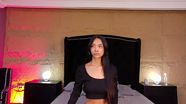 Ella Walsh online show from 07-21-26, 11:45