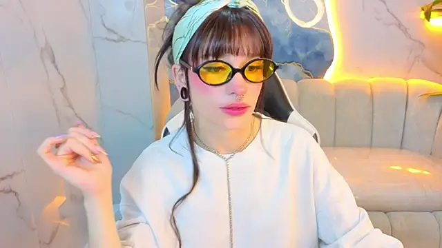 Lily Tx online show from 07-14-26, 12:44