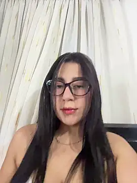 Lunna Elisa online show from 08-08-26, 03:08