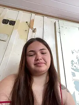 Snapshot of bella__hott chatting on 07-28-26, 12:48 bella hott online show from 07-28-26, 12:48