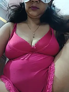 Snapshot of rashmi007 chatting on 06-28-26, 01:50 rashmi007 online show from 06-28-26, 01:50