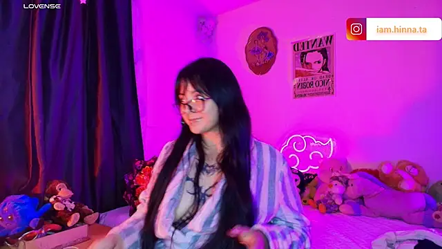 Snapshot of hina_ht chatting on 06-25-26, 04:12 hina ht online show from 06-25-26, 04:12