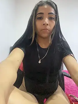Snapshot of Rosa_em chatting on 06-16-26, 12:41 Rosa em online show from 06-16-26, 12:41
