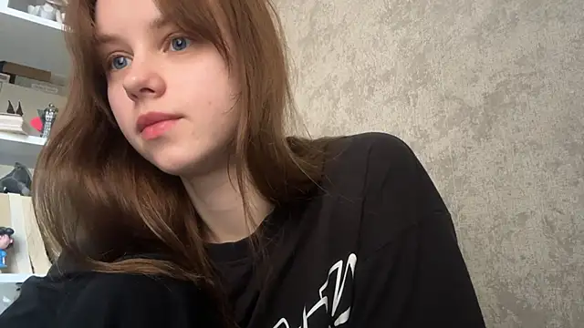 Mollybeans online show from 06-17-26, 03:46