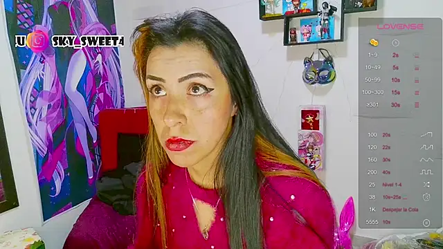 Snapshot of skylady05 chatting on 08-06-26, 02:02 skylady05 online show from 08-06-26, 02:02