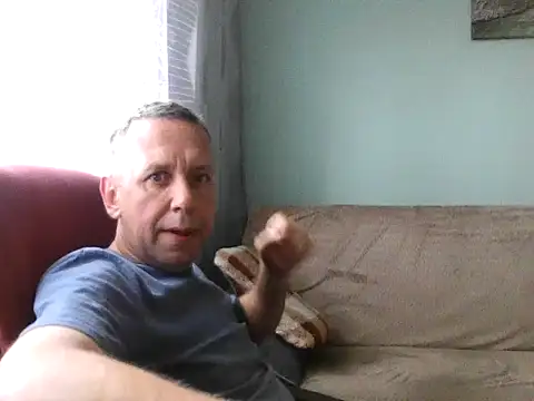 Snapshot of RafalekRozmarynowski81 chatting on 06-14-26, 12:29 RafalekRozmarynowski81 online show from 06-14-26, 12:29