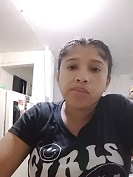 Snapshot of Nati_linda chatting on 08-10-26, 04:49 Nati linda online show from 08-10-26, 04:49