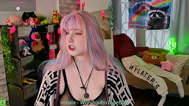 Snapshot of Candy-yeah chatting on 07-10-26, 01:10 Candy-yeah online show from 07-10-26, 01:10