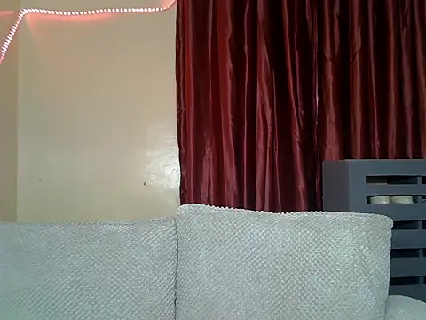 Snapshot of moonlightwonder chatting on 07-21-26, 12:07 moonlightwonder online show from 07-21-26, 12:07