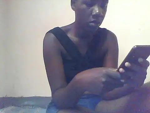 African petite godess online show from 06-17-26, 11:01