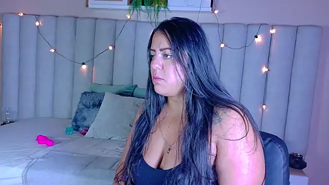 ShelyEvans   online show from 07-01-26, 12:23