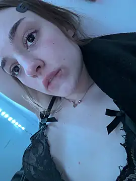 lliimmaaa online show from 06-19-26, 11:30