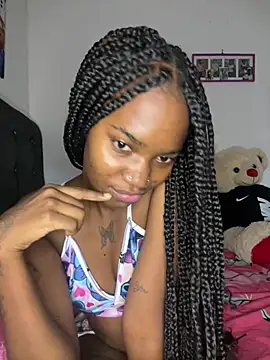 Snapshot of ShakiraThompss18 chatting on 07-02-26, 03:23 ShakiraThompss18 online show from 07-02-26, 03:23