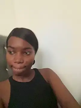 Snapshot of ShakiraThompss18 chatting on 07-31-26, 08:52 ShakiraThompss18 online show from 07-31-26, 08:52