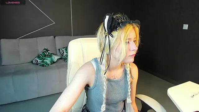 kikipeach online show from 06-28-26, 12:22