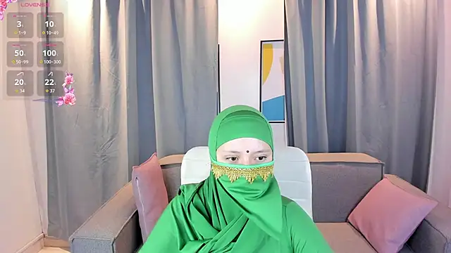 Nayla Luxe online show from 06-16-26, 01:47