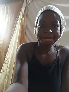 Snapshot of Cherryblush_2 chatting on 08-01-26, 05:29 Cherryblush 2 online show from 08-01-26, 05:29