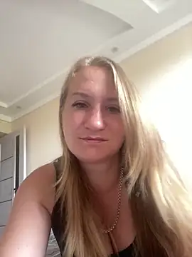 Emilia ki online show from 06-22-26, 10:45