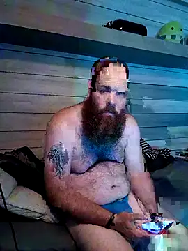Snapshot of ThisGuy42o chatting on 07-12-26, 01:40 ThisGuy42o online show from 07-12-26, 01:40