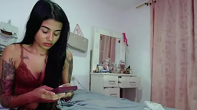 Snapshot of mia_romanoft chatting on 07-25-26, 05:27 mia romanoft online show from 07-25-26, 05:27
