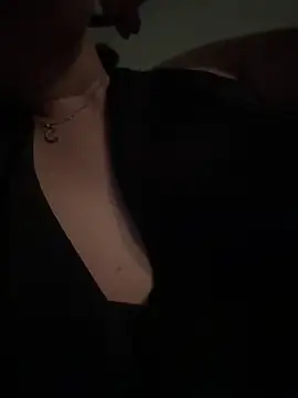 Snapshot of Sexyfemm_ chatting on 07-17-26, 11:20 Sexyfemm online show from 07-17-26, 11:20