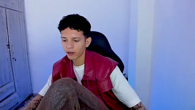 tylerrnova online show from 07-12-26, 04:58