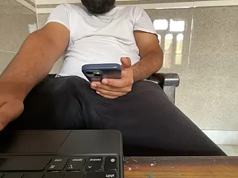 Snapshot of virginboyjammu chatting on 08-06-26, 07:10 virginboyjammu online show from 08-06-26, 07:10