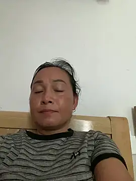 Loly hana online show from 06-28-26, 02:50