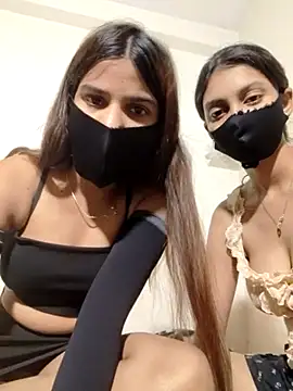 Snapshot of pooja_riya chatting on 07-11-26, 03:09 pooja riya online show from 07-11-26, 03:09