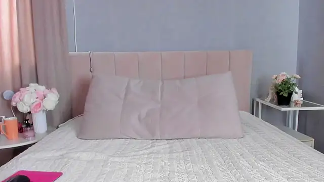 MissMiaTv online show from 03-01-25, 07:30