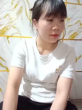 Snapshot of Em_xinh05 chatting on 06-17-26, 03:02 Em xinh05 online show from 06-17-26, 03:02