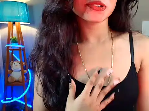Snapshot of Your-mansi chatting on 07-25-26, 10:57 Your-mansi online show from 07-25-26, 10:57