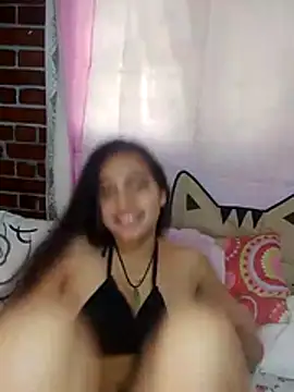 Julia valentina online show from 07-28-26, 07:39
