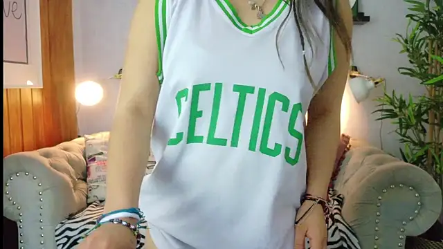 Katalyna lee online show from 07-21-26, 12:18