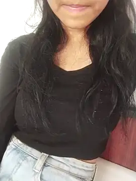 Snapshot of Hello_Miss_99 chatting on 06-20-26, 06:49 Hello Miss 99 online show from 06-20-26, 06:49