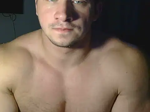 Snapshot of Body_777_ chatting on 06-29-26, 03:23 Body 777 online show from 06-29-26, 03:23