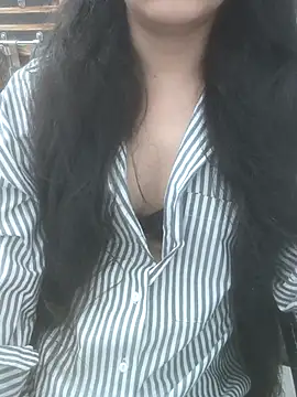 Snapshot of sushmita0 chatting on 07-02-26, 01:39 sushmita0 online show from 07-02-26, 01:39