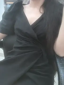 Snapshot of sushmita0 chatting on 07-04-26, 02:45 sushmita0 online show from 07-04-26, 02:45