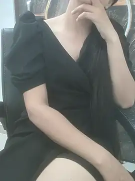 Snapshot of sushmita0 chatting on 07-08-26, 03:00 sushmita0 online show from 07-08-26, 03:00
